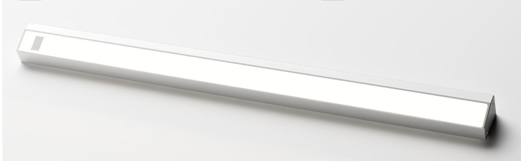 Мебельные светильники Светильник SIENA LIGHT с ИК L=847mm 8,2W 12V IP44 с креплениями 23800021200CN