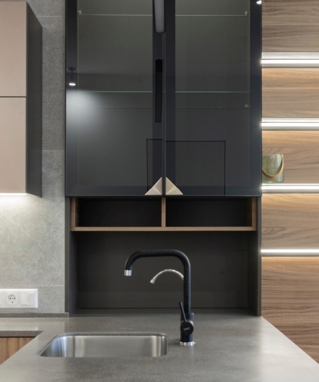 Ручки мебельные Ручка Eureka 1537 м.р.32мм, покрытие inox varnished 3008 1537/3008